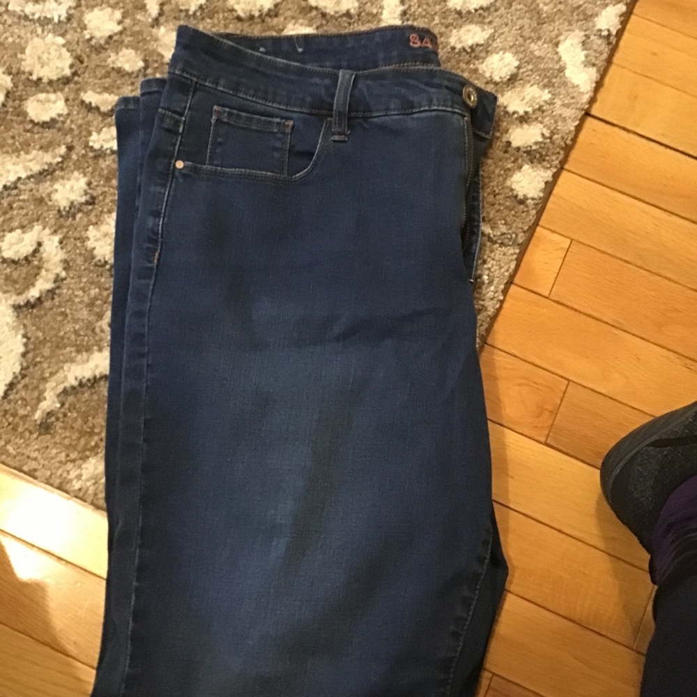 Santana jeans- size 16